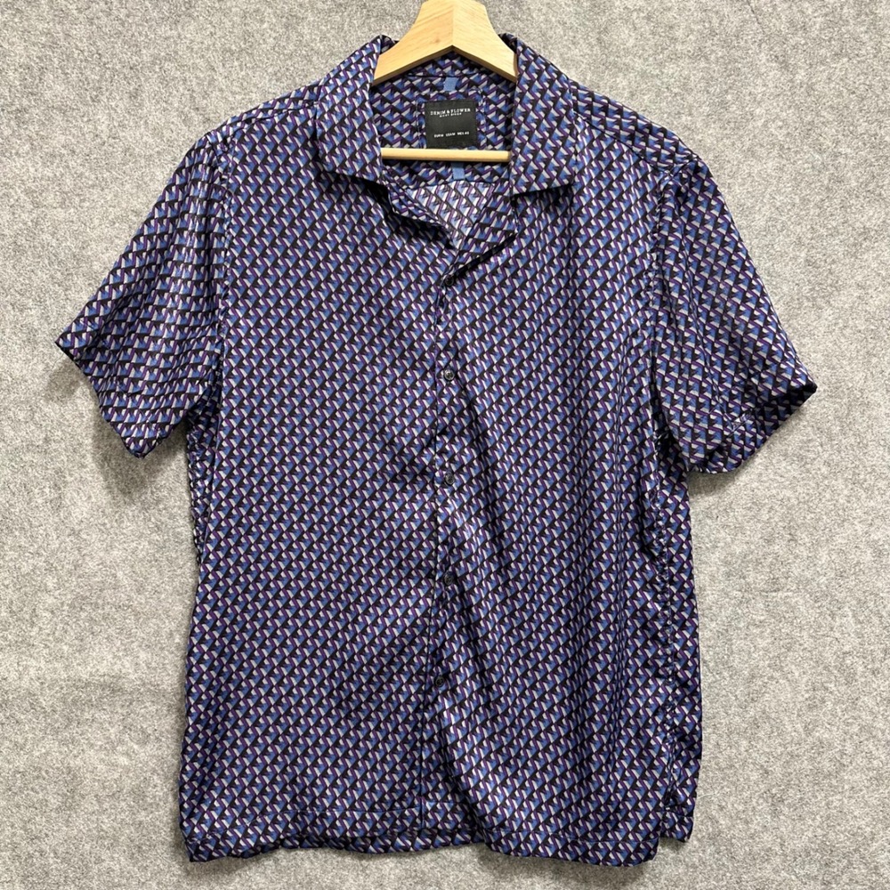 Denim & Flower Button Up Shirt Mens Medium Blue Geometric Short Sleeve